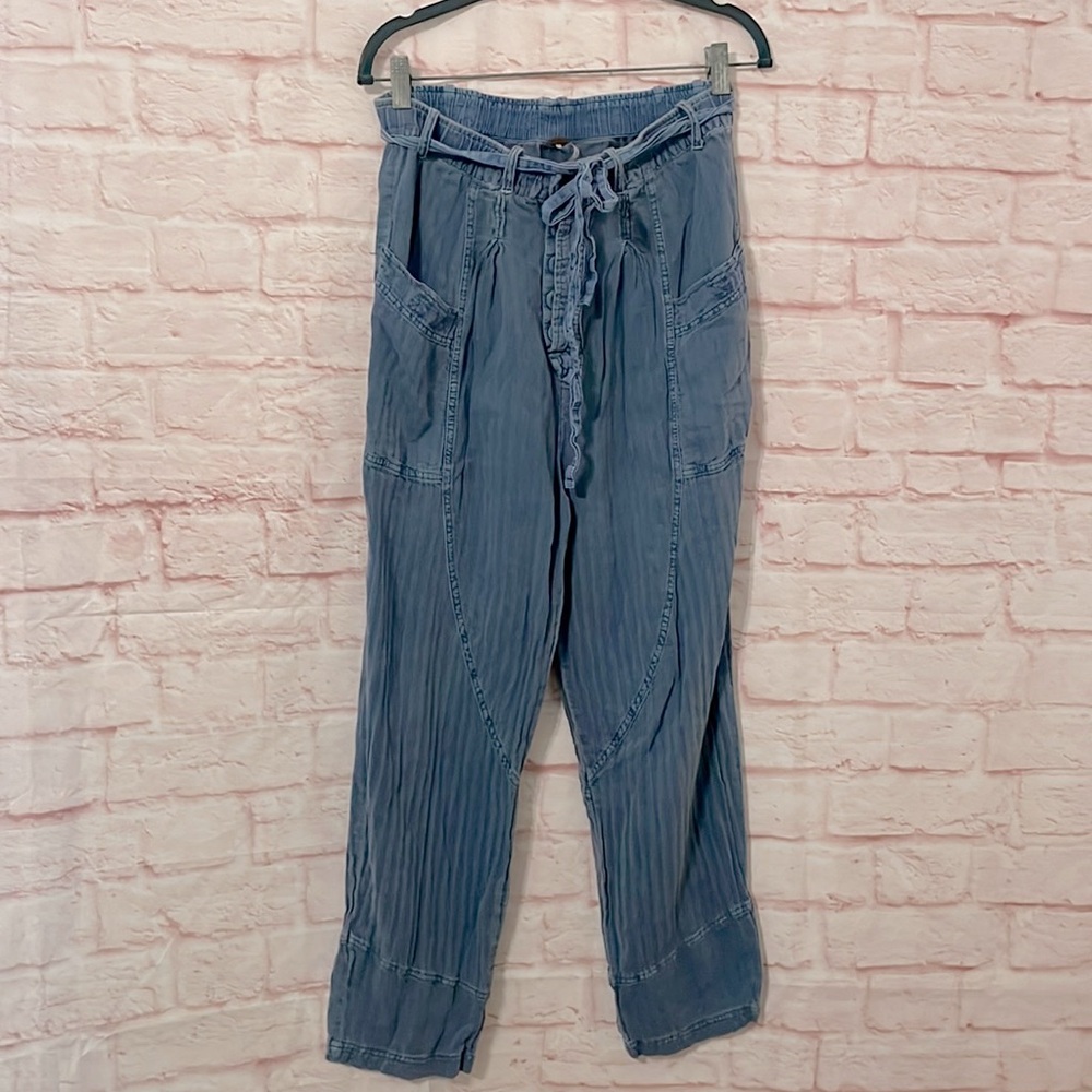 FREE PEOPLE small baggy button front wide legged pants